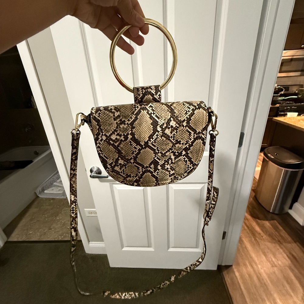 Chic Snakeskin Pattern Handbag with Gold Accents